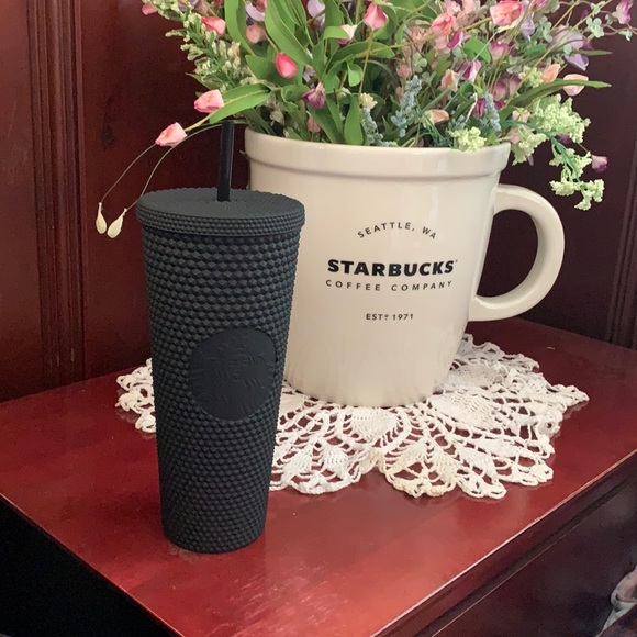 Starbucks Matte black studded Venti cold cup. Starbucks flat black studded cup - Picture 1 of 12